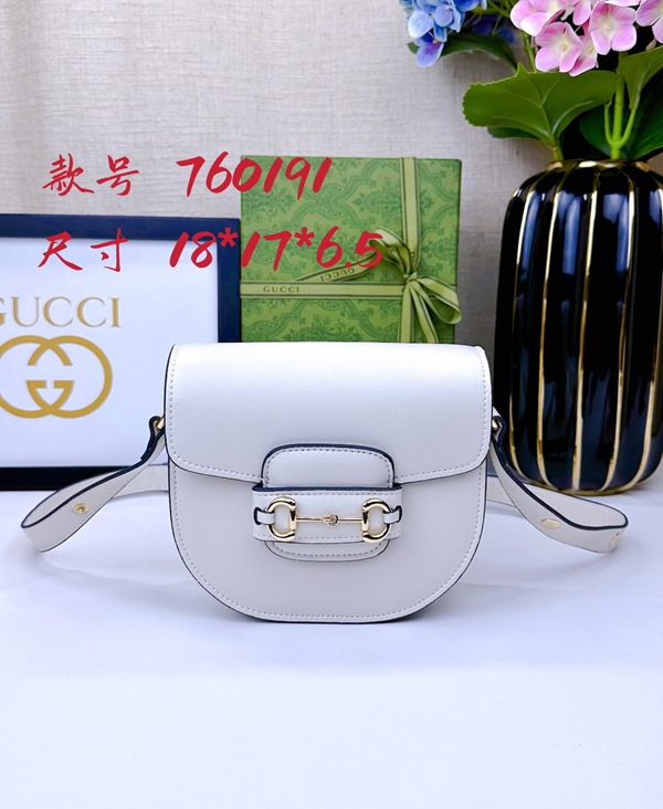 激安グッチバッグコピー正面デザイン